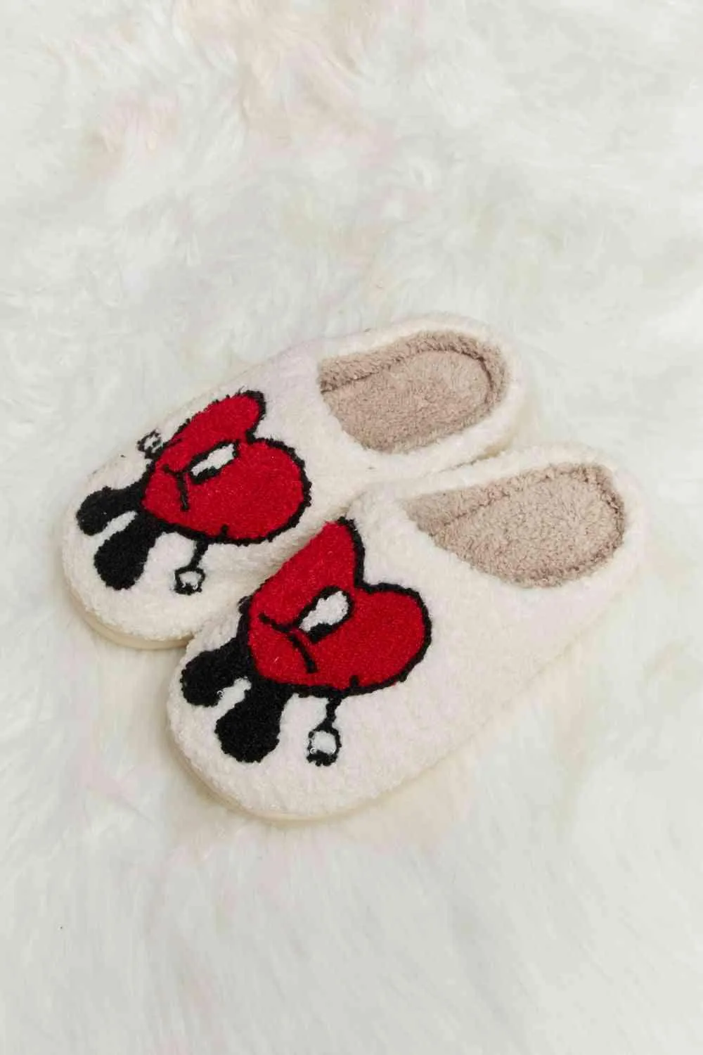 Charming Heart Print Plush Fleece Slippers - Indulge in Cozy Bliss