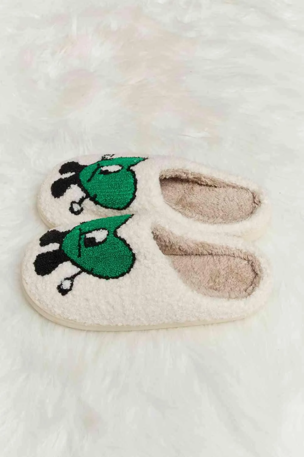 Charming Heart Print Plush Fleece Slippers - Indulge in Cozy Bliss