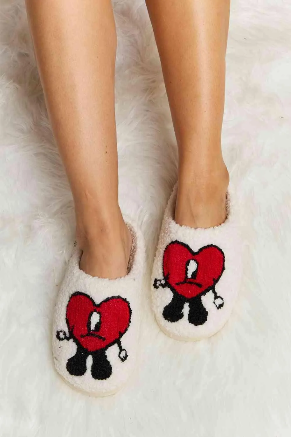 Charming Heart Print Plush Fleece Slippers - Indulge in Cozy Bliss