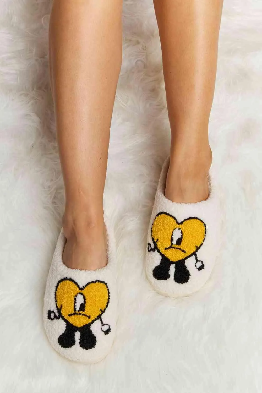 Charming Heart Print Plush Fleece Slippers - Indulge in Cozy Bliss