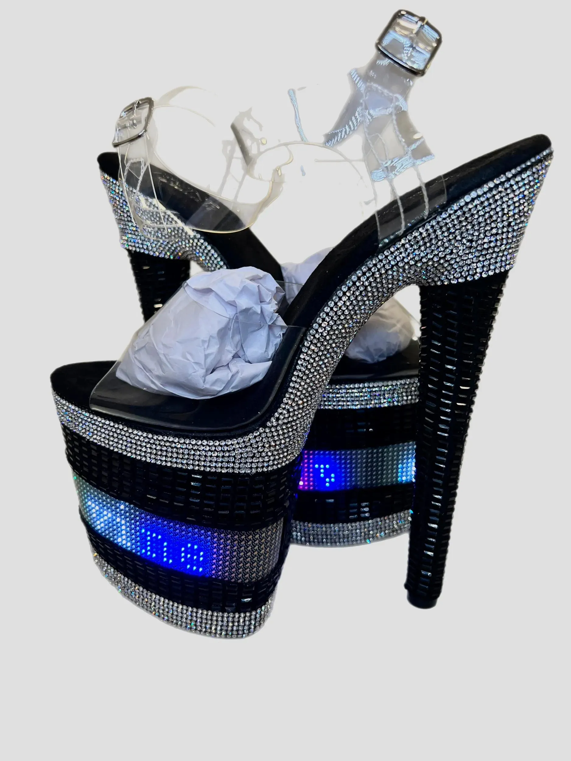 Divine Selection Magic Screen Led Heels