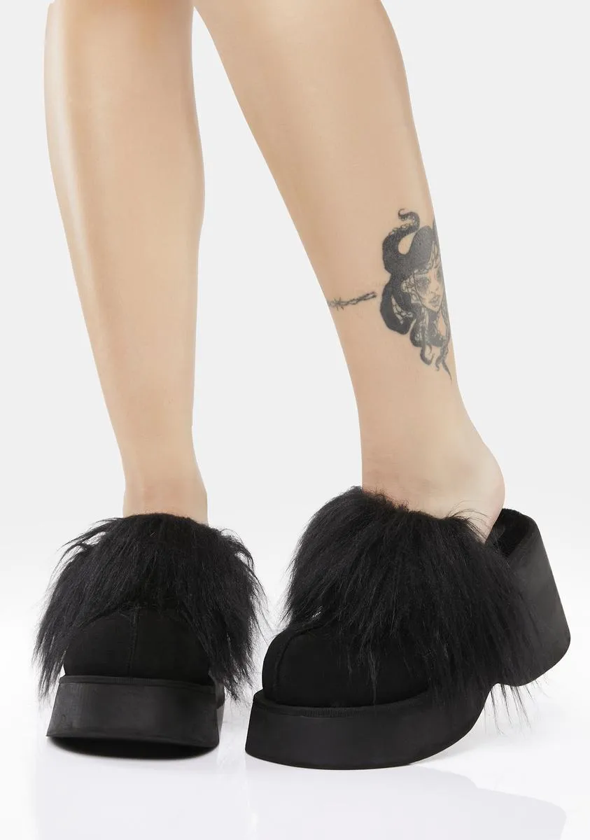 Out Of Focus Faux Fur Clogs