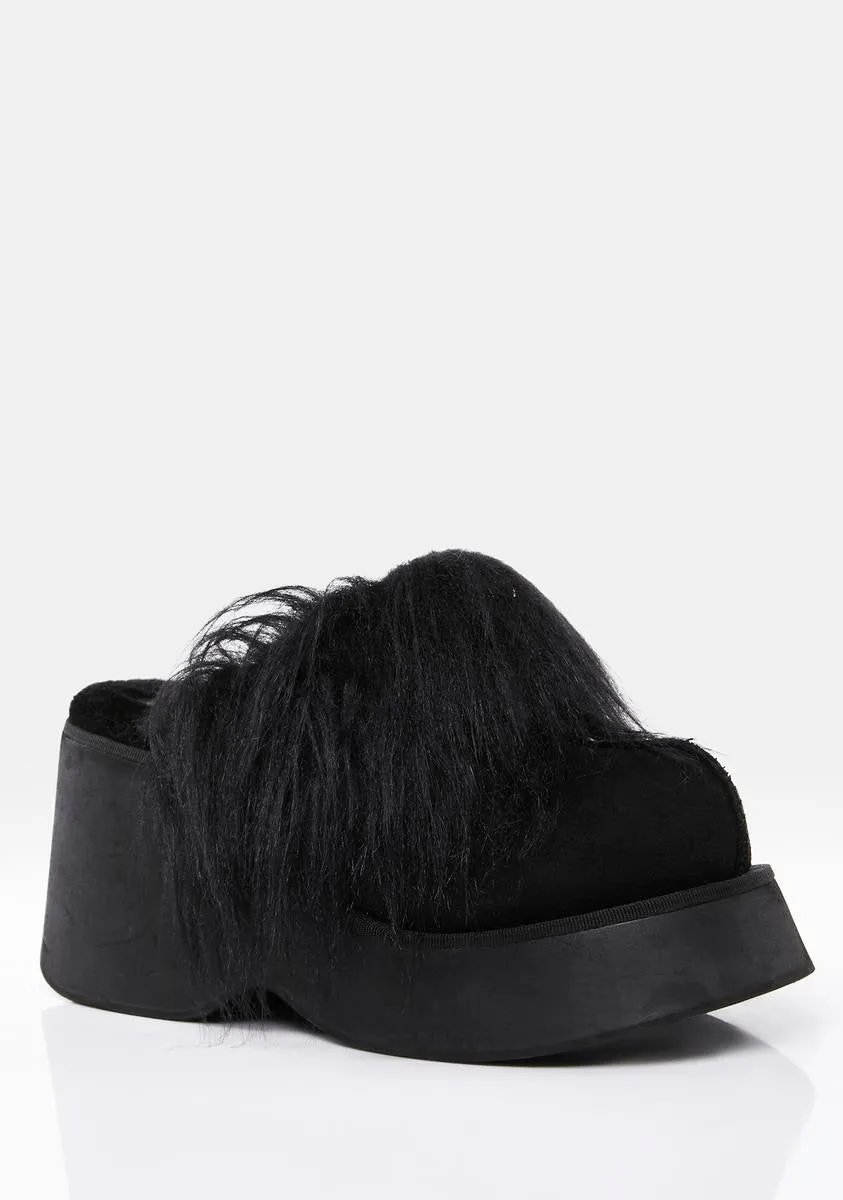 Out Of Focus Faux Fur Clogs